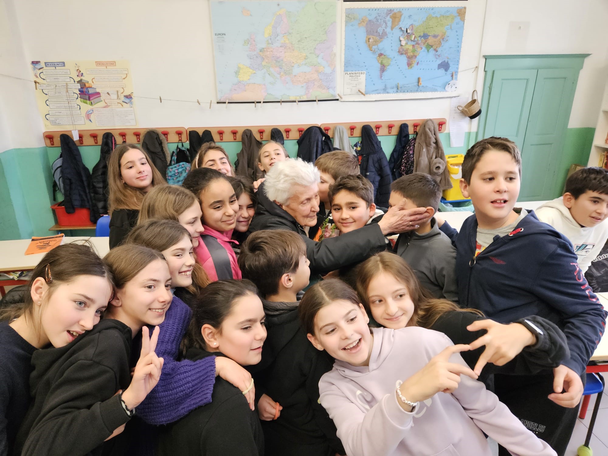 immagine Mirella Lotti a scuola_scuola primaria San Donato in Poggio_10